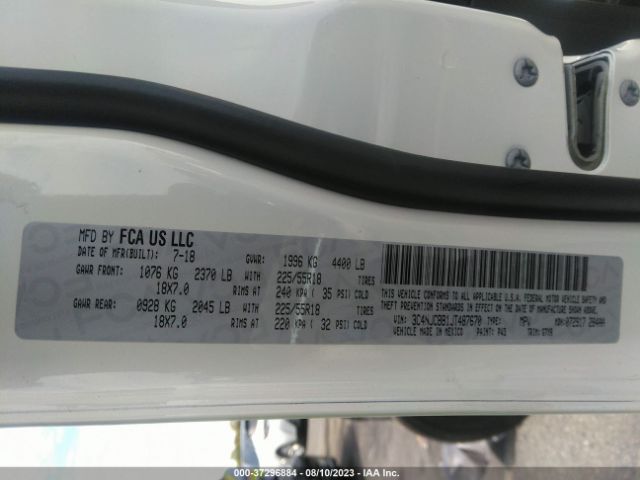 3C4NJCBB1JT487670 Jeep Compass Altitude