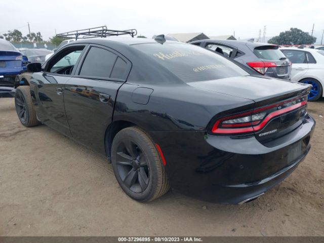 2C3CDXHG5JH215984 Dodge Charger Sxt Plus