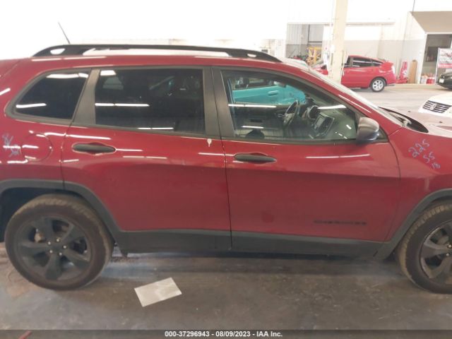 1C4PJLAB1HW527468 Jeep Cherokee Altitude