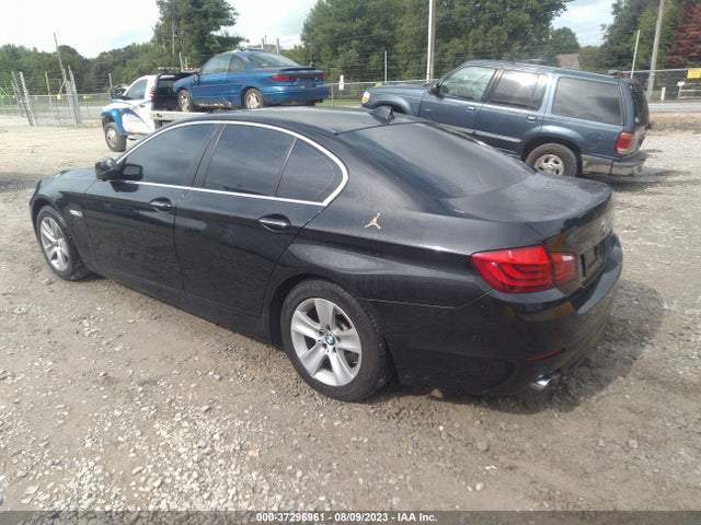 2011 BMW 5 SERIES 528I VIN: WBAFR1C58BC737233