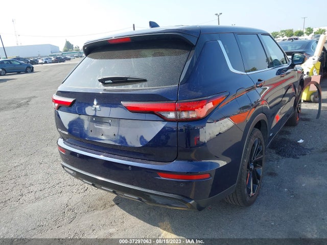 JA4J3UA87NZ064668 Mitsubishi Outlander Se