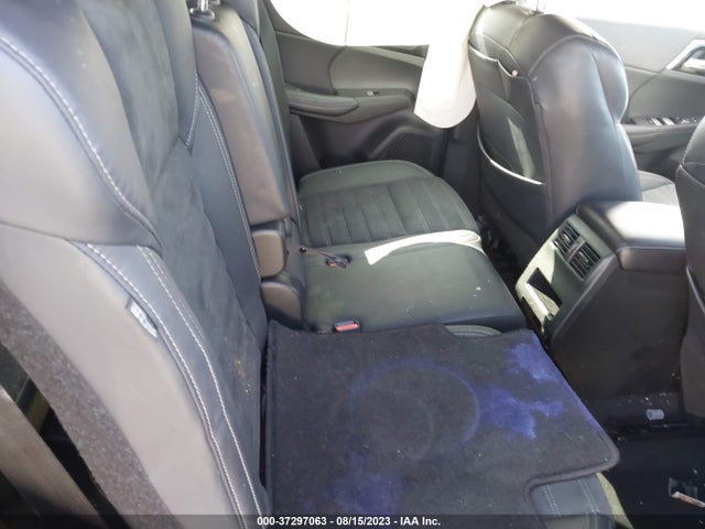 JA4J3UA87NZ064668 Mitsubishi Outlander Se
