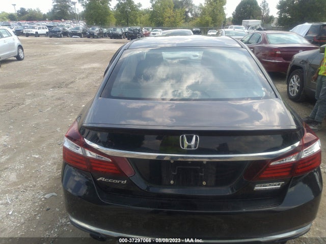 37297066 :رقم المزاد ، 1HGCR2F10HA119673 vin ، 2017 Honda Accord Sedan Sport Se مزاد بيع