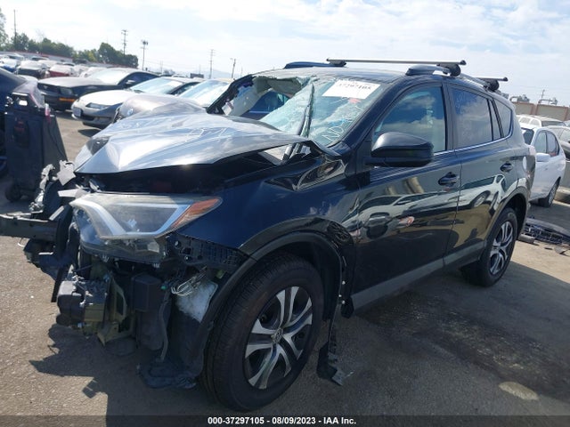 2018 TOYOTA RAV4 LE VIN: 2T3ZFREV3JW435168