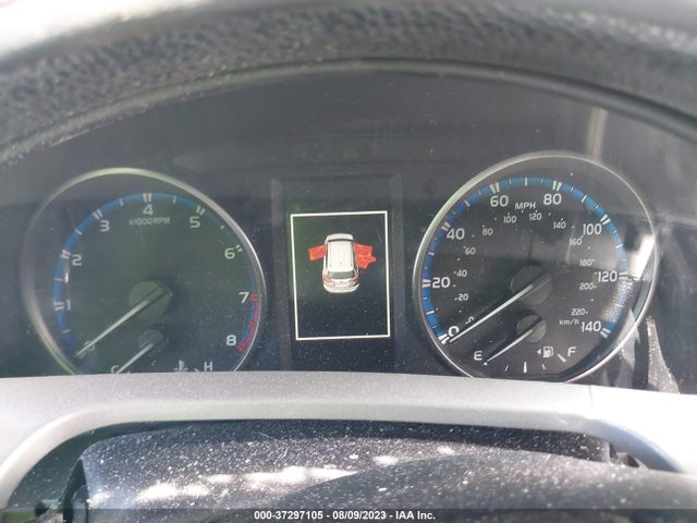 2018 TOYOTA RAV4 LE VIN: 2T3ZFREV3JW435168