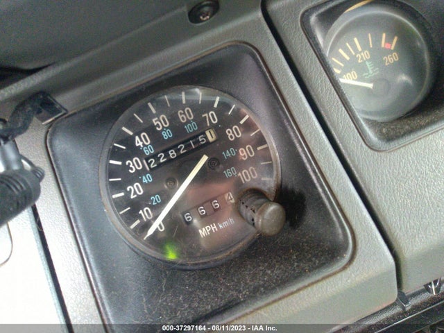 1988 JEEP WRANGLER SPORT VIN: 2BCCV8139JB512458