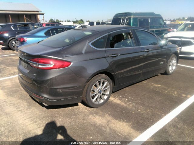 3FA6P0PU4HR277024 Ford Fusion Energi Se