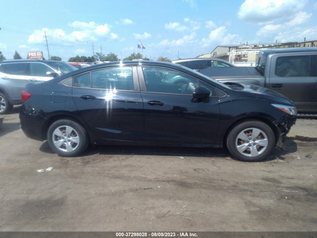 Chevrolet CRUZE LS 2018 1G1BC5SM0J7214811 Image 13