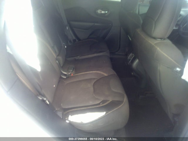 1C4PJMCBXGW115244 Jeep Cherokee Latitude