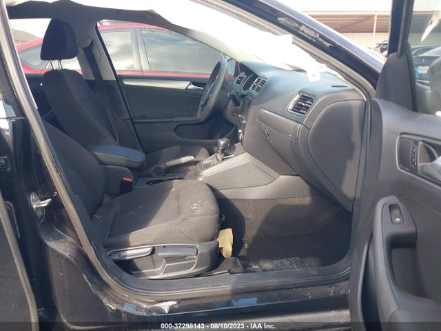 3VWD67AJ2GM321445 Volkswagen Jetta Sedan 1.4t Se