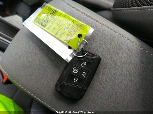 3VVPX7B25NM045684 Volkswagen TAOS SE