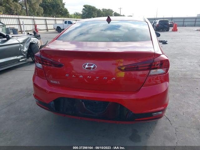 2019 HYUNDAI ELANTRA SEL VIN: KMHD84LF4KU797782