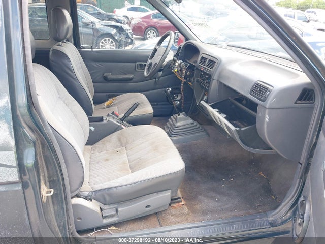 1994 NISSAN TRUCK KING CAB SE/KING CAB XE VIN: 1N6HD16Y2RC411838