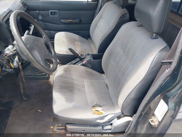 1994 NISSAN TRUCK KING CAB SE/KING CAB XE VIN: 1N6HD16Y2RC411838