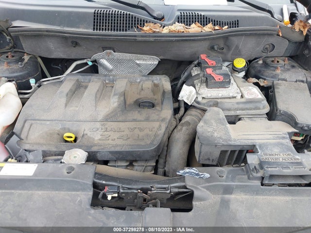 1C4NJDEB1FD217563 Jeep Compass Latitude