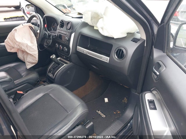 1C4NJDEB1FD217563 Jeep Compass Latitude