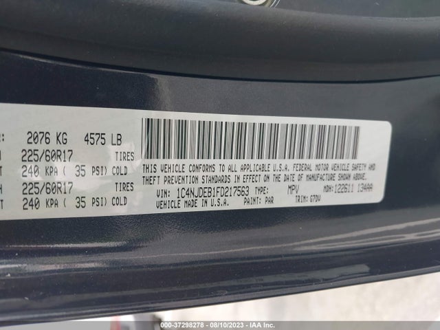 1C4NJDEB1FD217563 Jeep Compass Latitude