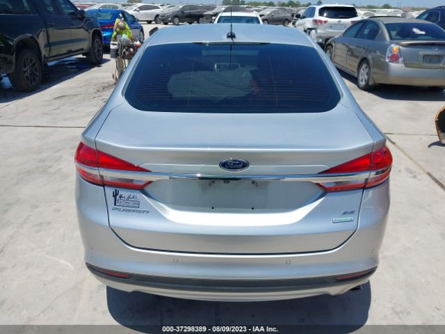 3FA6P0HD1JR267121 Ford FUSION SE
