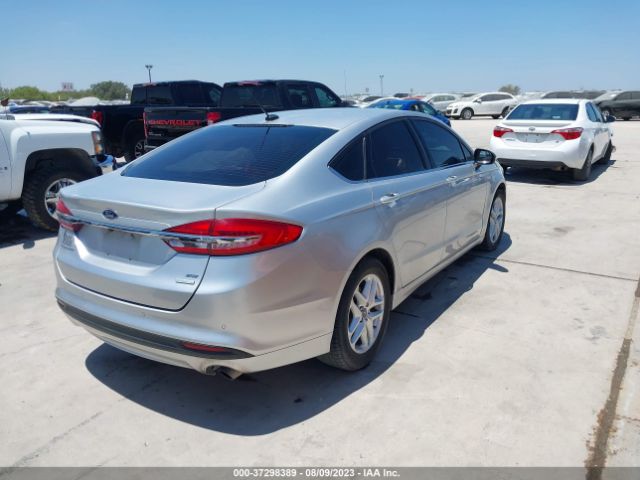 3FA6P0HD1JR267121 Ford FUSION SE