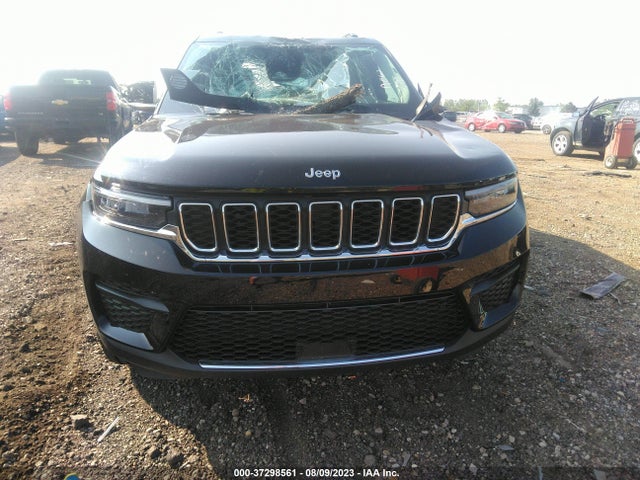 1C4RJHAG1PC593116 Jeep Grand Cherokee Laredo