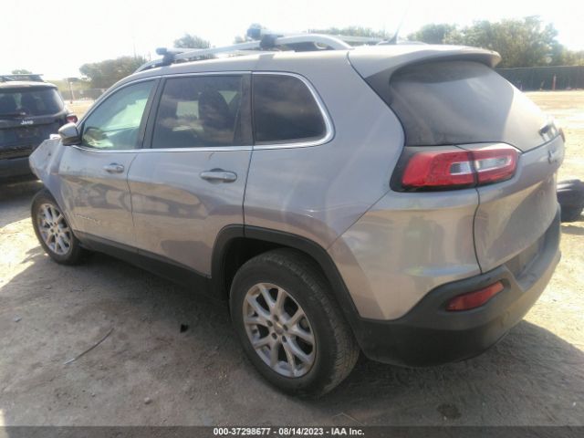 1C4PJLCB0JD573243 Jeep Cherokee Latitude
