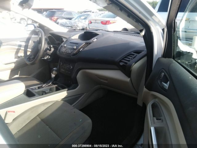 1FMCU9GD5HUE28368 Ford ESCAPE SE