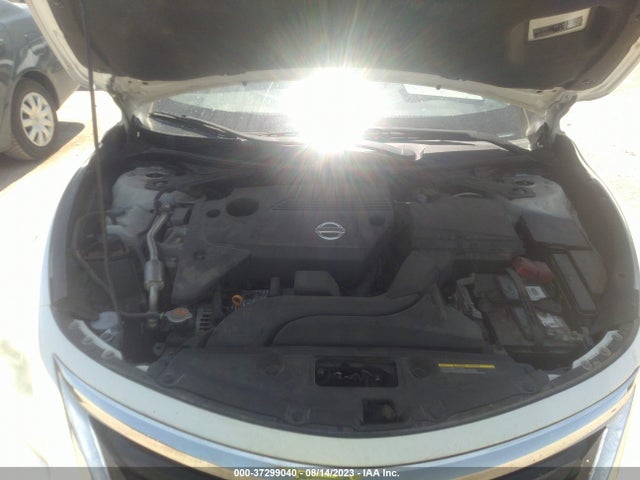 Nissan Altima 2.5 S 2015 1N4AL3AP6FN356902 Image 10
