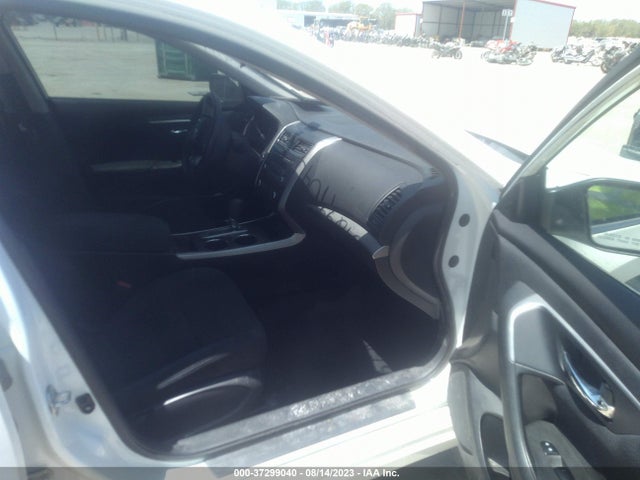 Nissan Altima 2.5 S 2015 1N4AL3AP6FN356902 Image 5