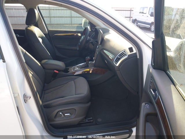 WA1L2AFP8HA084943 Audi Q5 Premium Plus