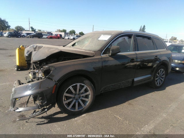 WA1LHAF75KD036238 Audi Q7 Premium Plus