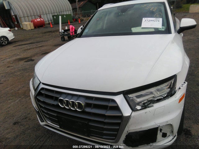 Audi Q5 2.0t Tech Premium 2018 WA1BNAFY4J2246689 Image 12