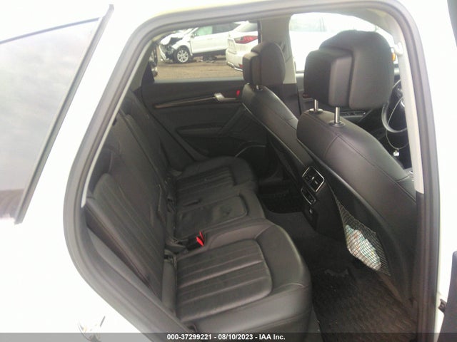Audi Q5 2.0t Tech Premium 2018 WA1BNAFY4J2246689 Image 8