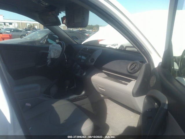 2008 TOYOTA RAV4 BASE V6 VIN: JTMBK33V285059013