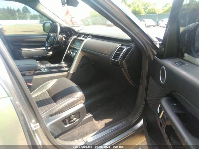 2017 LAND ROVER DISCOVERY HSE LUXURY VIN: SALRHBBV2HA045878