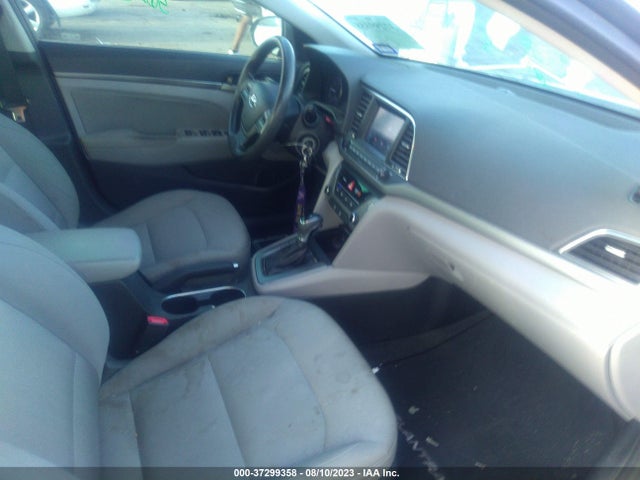 2018 HYUNDAI ELANTRA SEL VIN: 5NPD84LF4JH240495