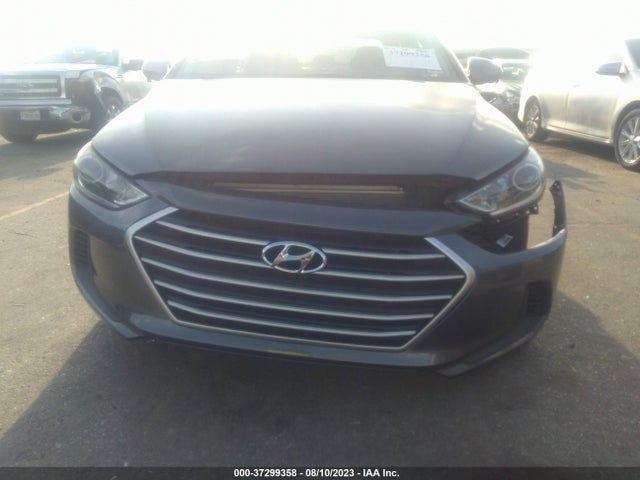 2018 HYUNDAI ELANTRA SEL VIN: 5NPD84LF4JH240495