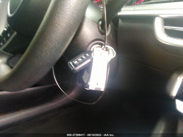 5XXG24J20MG032192 KIA K5 LX