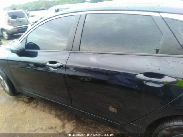 5XXG24J20MG032192 KIA K5 LX