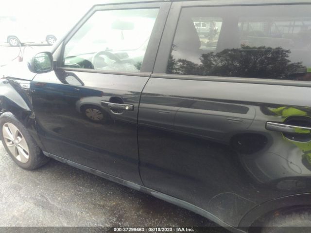 KNDJN2A20G7847572 KIA Soul Base