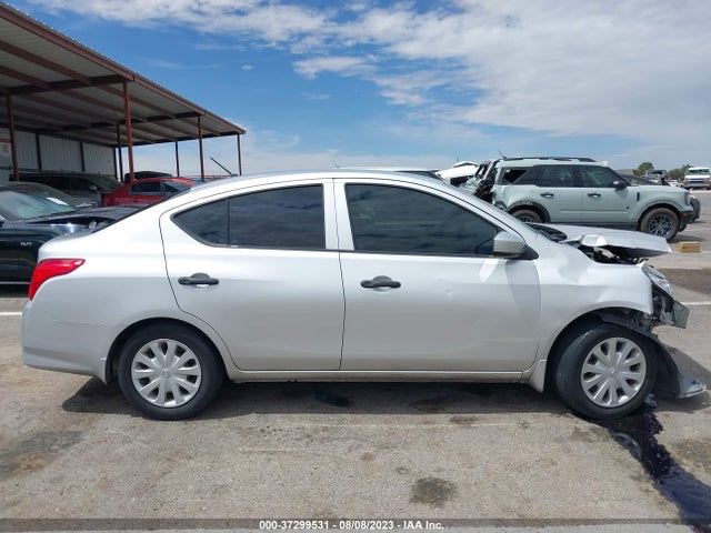 Nissan VERSA S 2016 3N1CN7AP3GL895051 Image 13