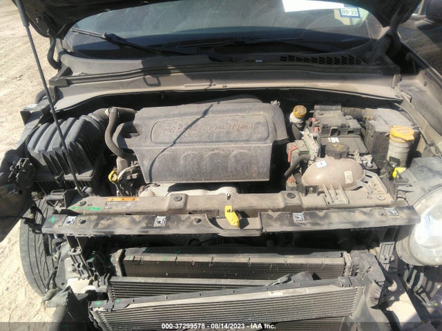 Jeep Renegade Latitude 2015 ZACCJBBT1FPC42165 Image 17