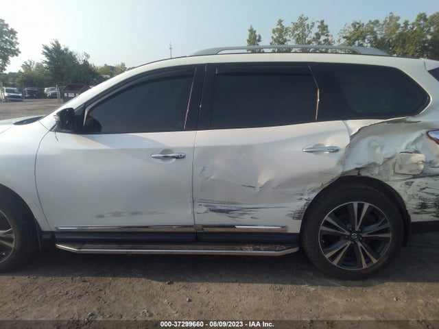2017 NISSAN PATHFINDER PLATINUM VIN: 5N1DR2MM6HC688785