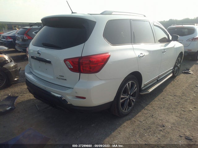 2017 NISSAN PATHFINDER PLATINUM VIN: 5N1DR2MM6HC688785