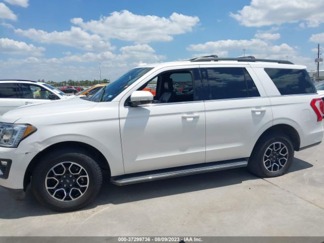 1FMJU1HT6KEA16153 Ford Expedition Xlt