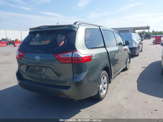 Toyota SIENNA LE 2018 5TDKZ3DCXJS903730 Image 4