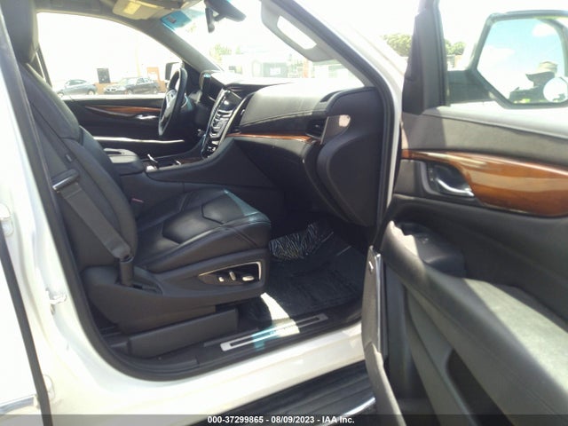 1GYS3GKJ0HR371398 Cadillac ESCALADE ESV