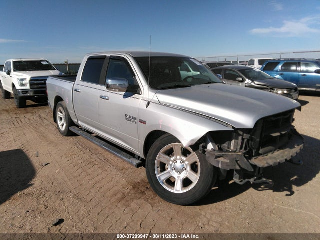2018 1C6RR6LT8JS207870 main image