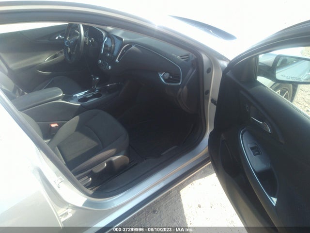 Chevrolet MALIBU LT 2018 1G1ZD5ST9JF292125 Image 5