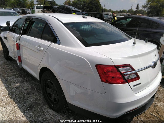 1FAHP2L82FG175657 Ford SEDAN POLICE INTERCEPTOR