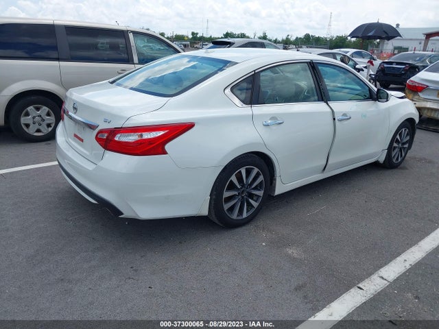 2017 NISSAN ALTIMA 2.5 SV VIN: 1N4AL3AP6HC276384
